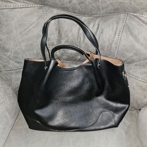 Sandra Robert's squared tote